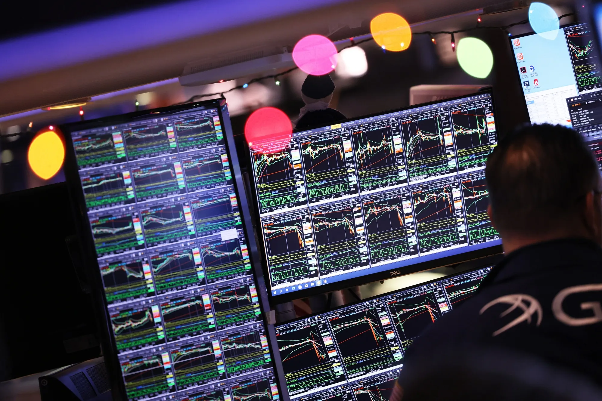 クオンツファンドの勝利に異変、スマートベータＥＴＦは6290億円流出 - Bloomberg