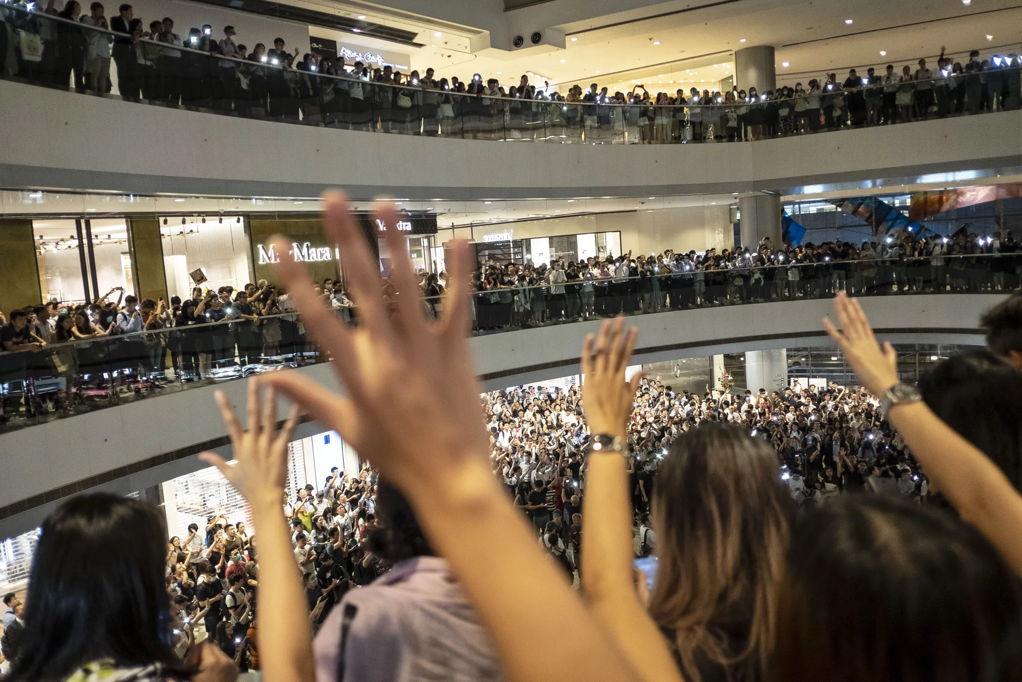 Demonstrators sing the "Glory To Be Thee, Hong Kong" protest song&nbsp;in Hong Kong, China, in 2019.
