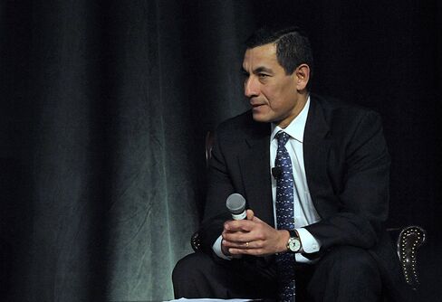 JPMorgan Names Hernandez, Masters to New Investment Bank Posts