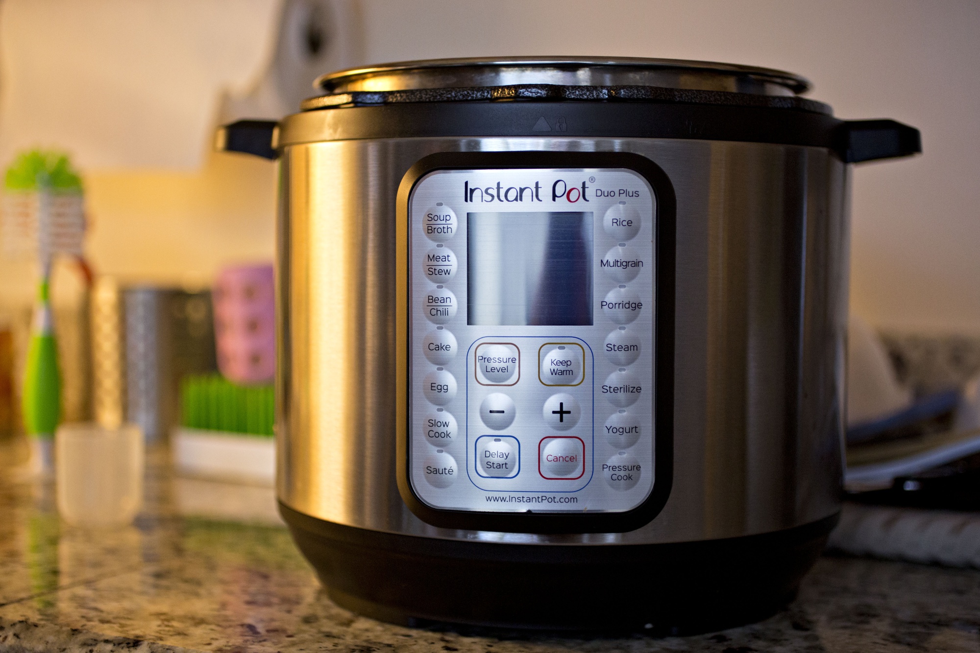 Instant Pot and Pyrex Maker Instant Brands Says Will Gauge Offers in  Bankruptcy - Bloomberg
