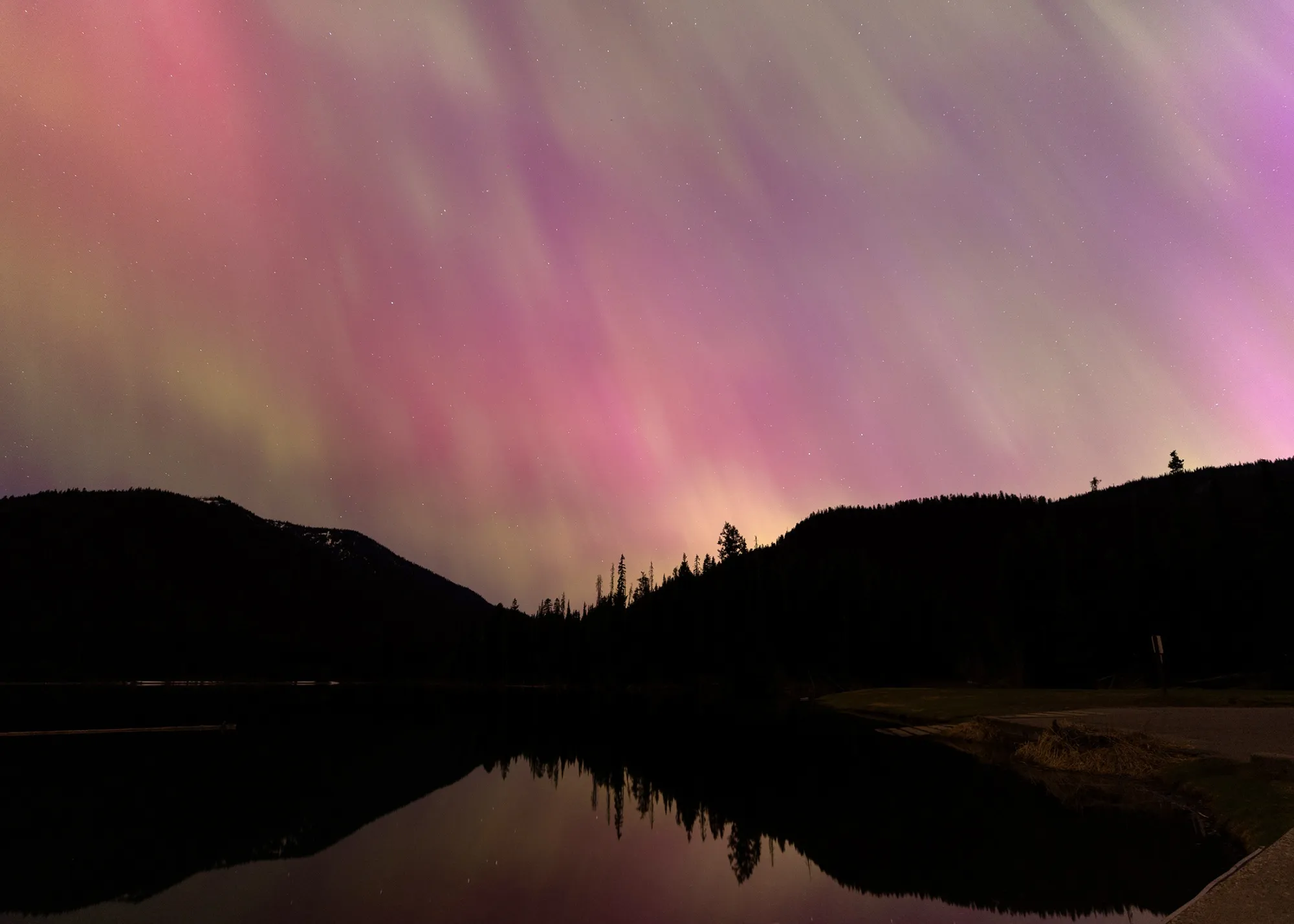 MANNING PARK, BRITISH COLUMBIA - MAY 11: The Aurora borealis, commonly known as the northern lights, is seen on May 11, 2024 in Manning Park, British Columbia, Canada. (Photo by Andrew Chin/Getty Images)