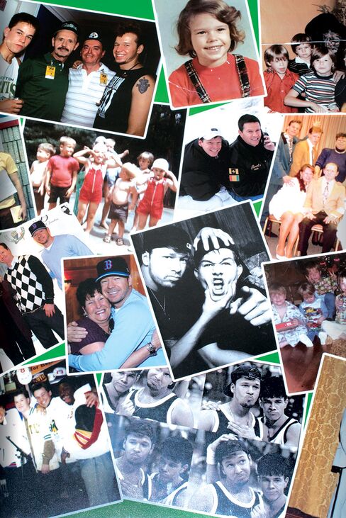 Mark, Donnie, and family on the restaurant’s wall.