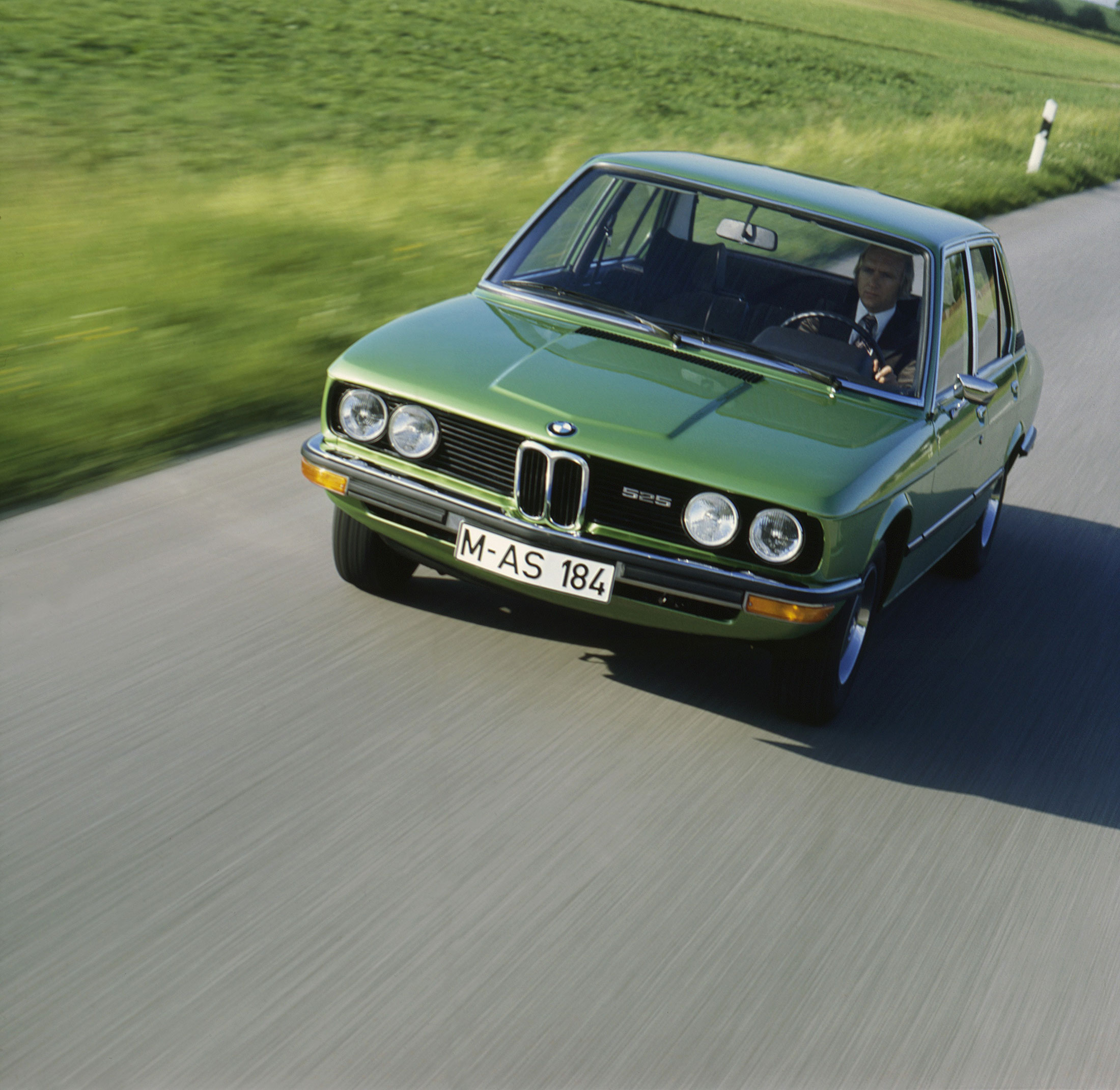 In Photos: 100 Years of BMW Cars, Motorcycles, Planes - Bloomberg