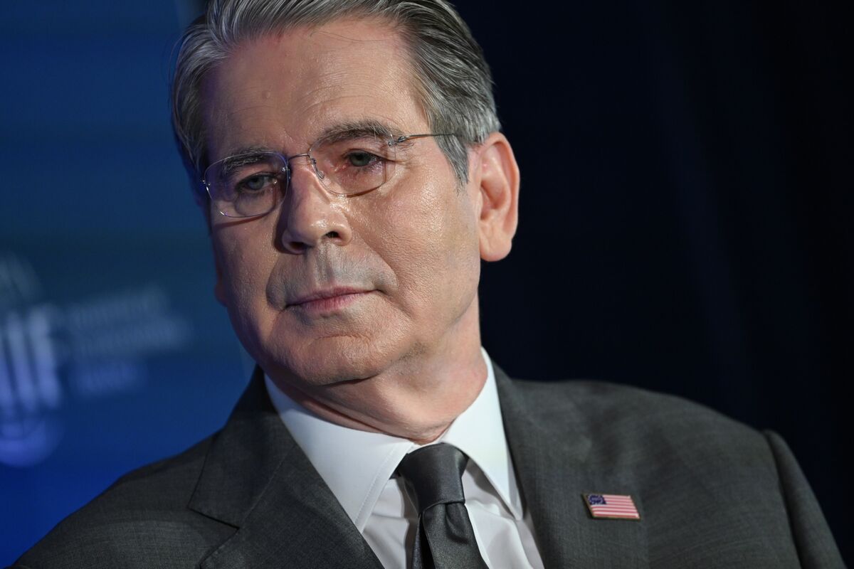 bloomberg.com - Laura Curtis - Bessent Calls Anthropic's Mythos a Breakthrough in China AI Race