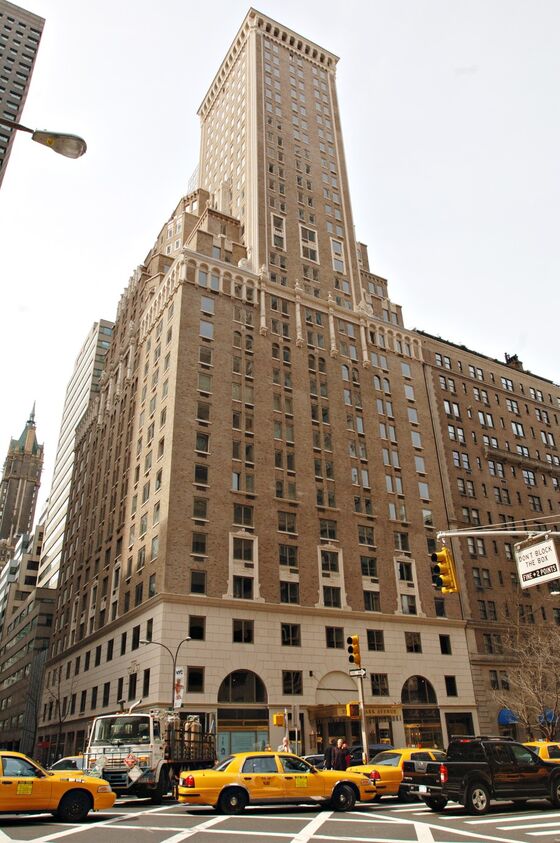 Trump's Loan Extension on a Manhattan Building Shows His Debt Options
