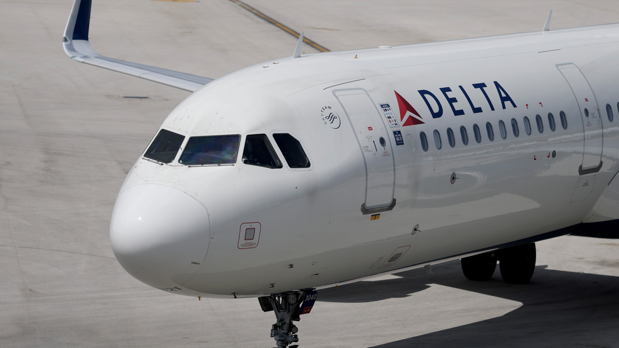 Delta Sees Record Premium Seats in '26, Main Cabin Flat or Down