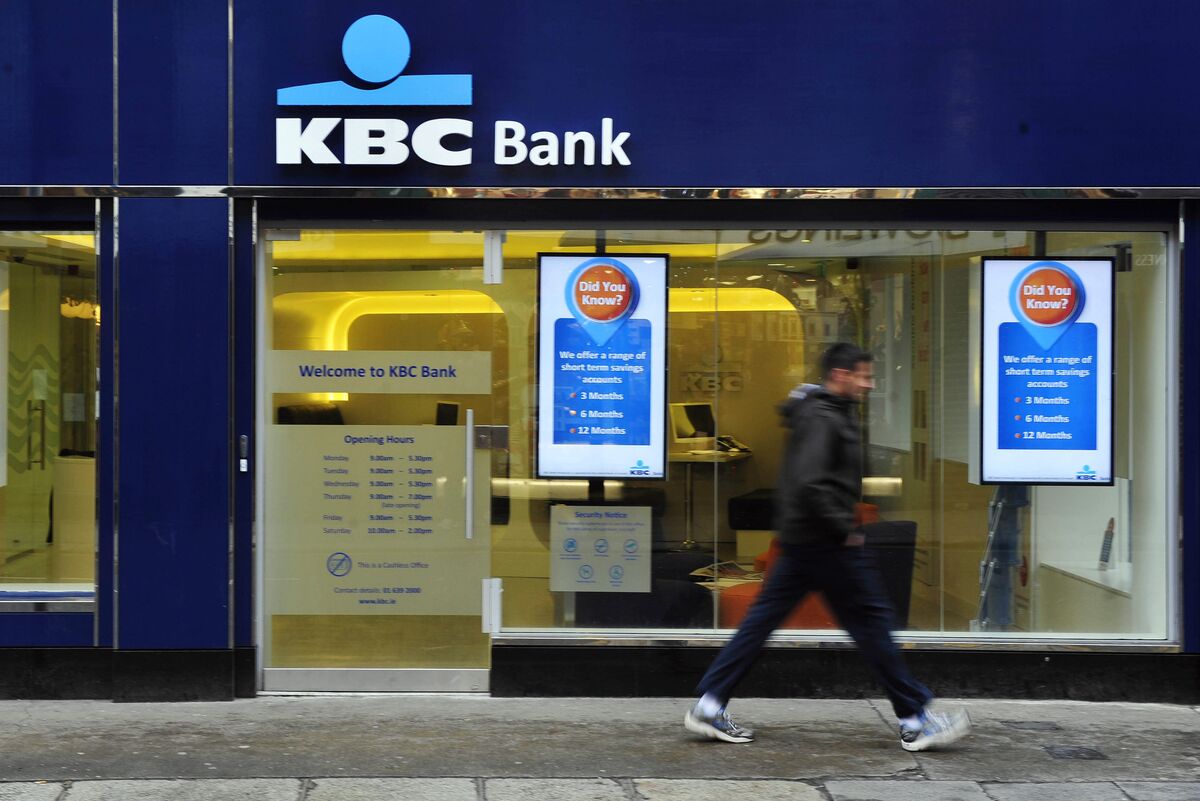 Banker Bemoans Annoying Irish Mortgage Overcharging Probe