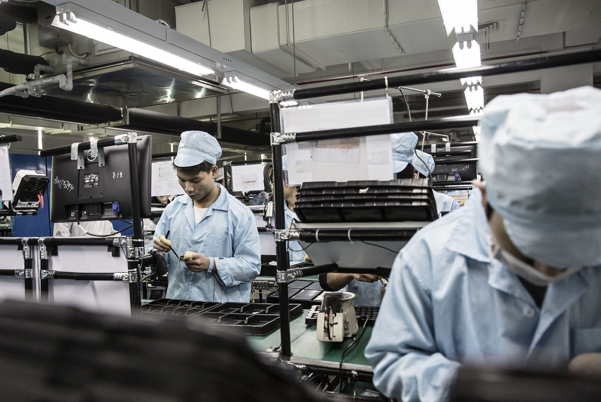 Inside OnePlus Factory