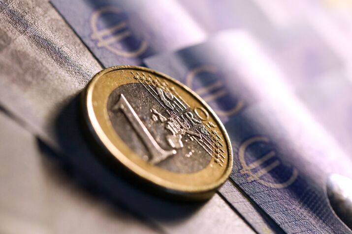 Euro Notes As Currency Headed For Fourth Daily Advance