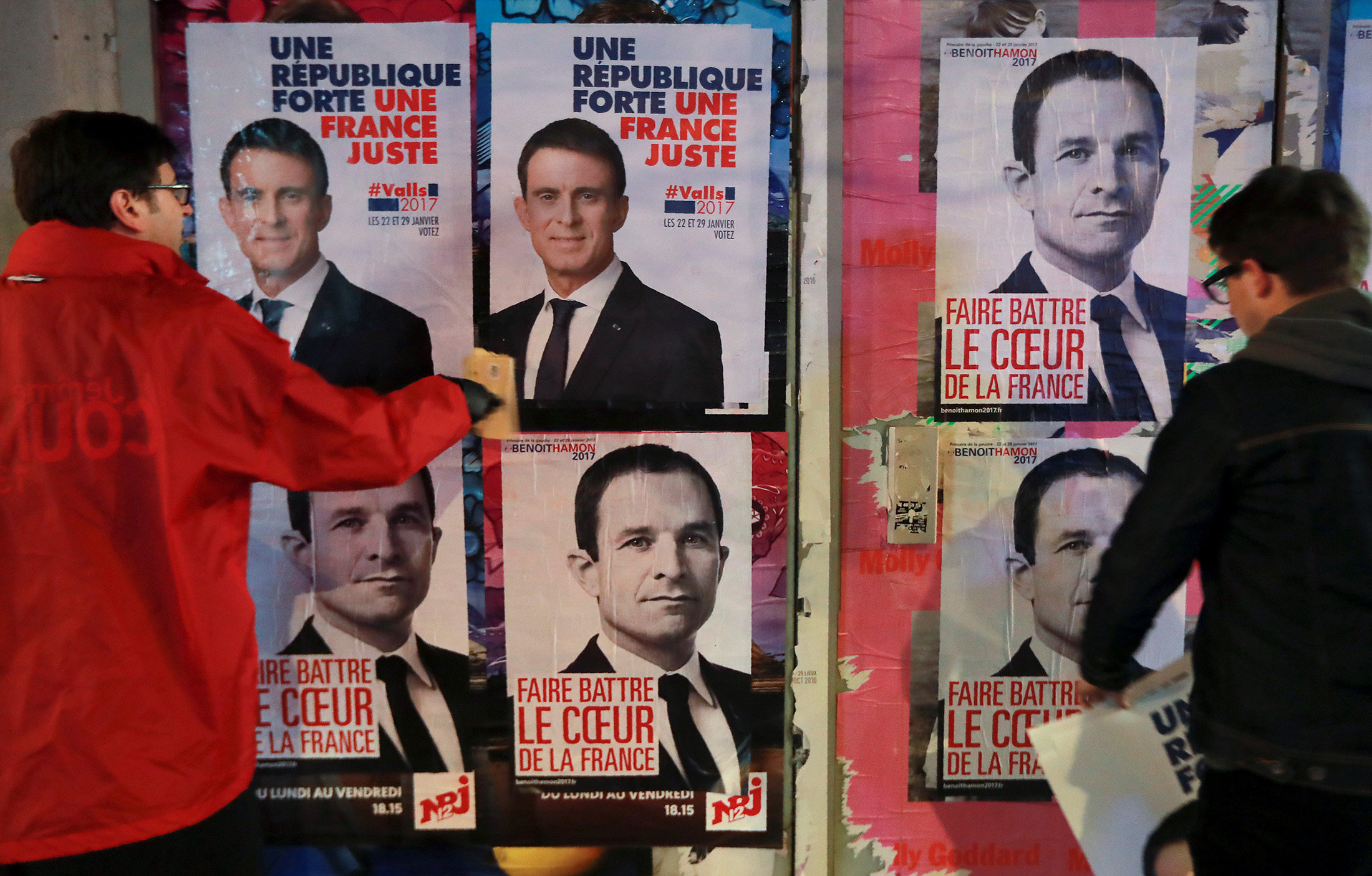 Valls, Hamon Qualify For French Socialist Primary Run-off - Bloomberg