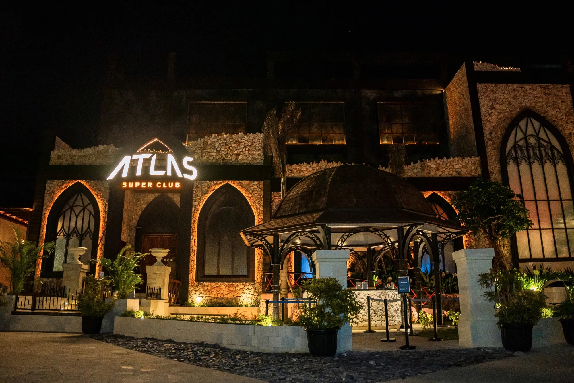 Indonesia's Holywings Mulls IPO to Bring Clubs from Bali to Bangkok -  Bloomberg