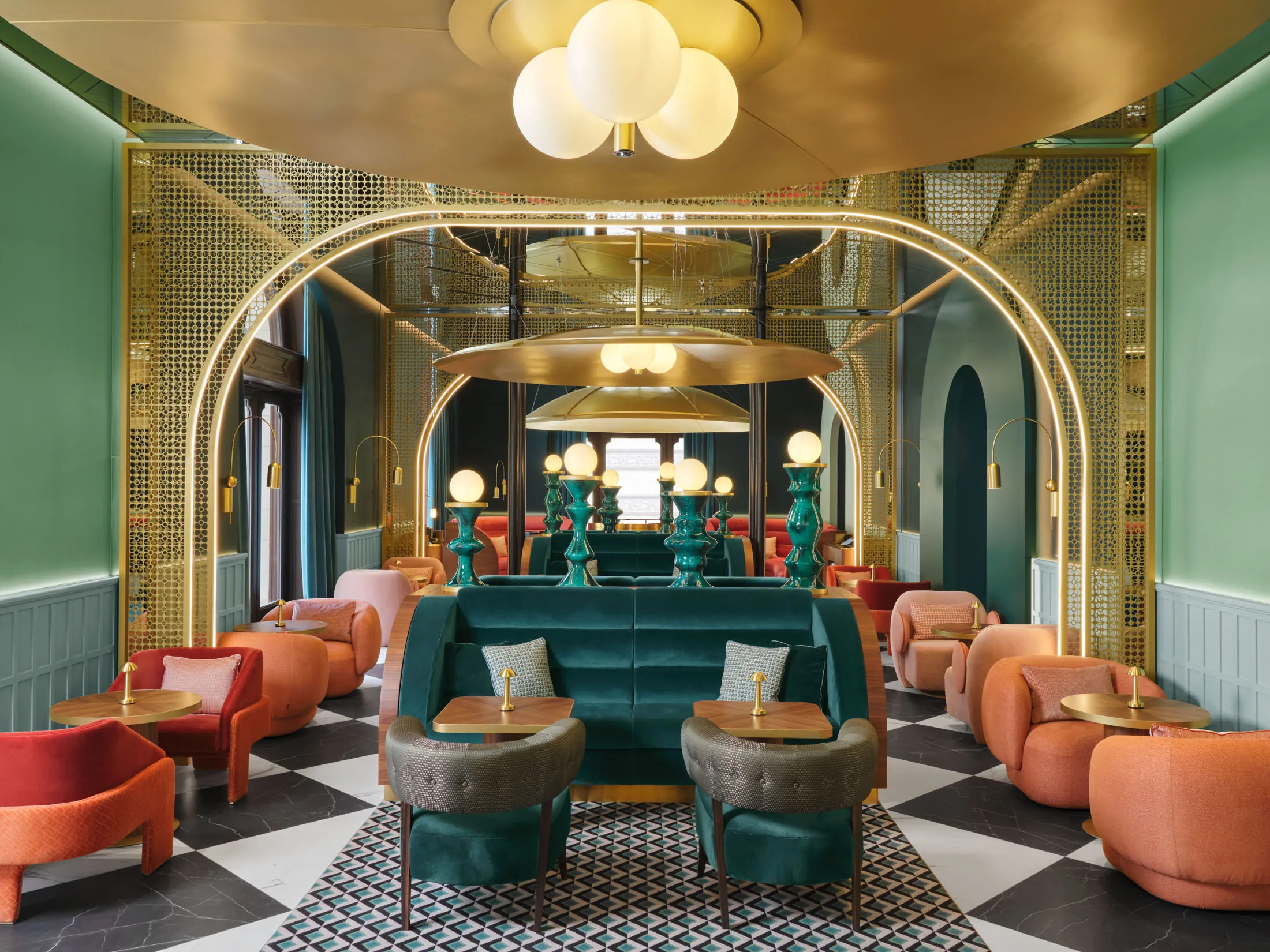 The W Budapest is one of several&nbsp;luxury properties to have opened in an historic city building.