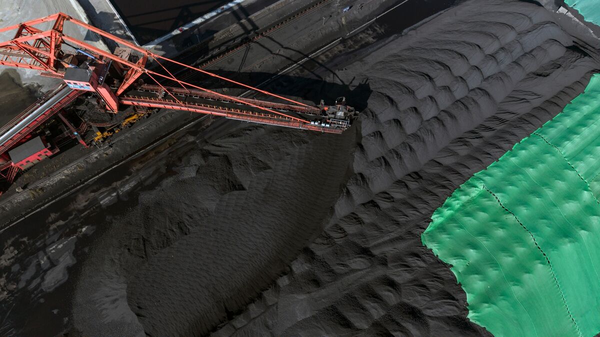 Steel Sector’s Coal Reliance Puts Green Transition in Doubt: GEM