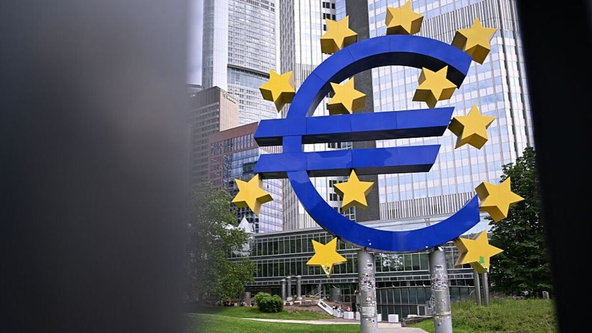 ECB Keeps Interest Rates Unchanged