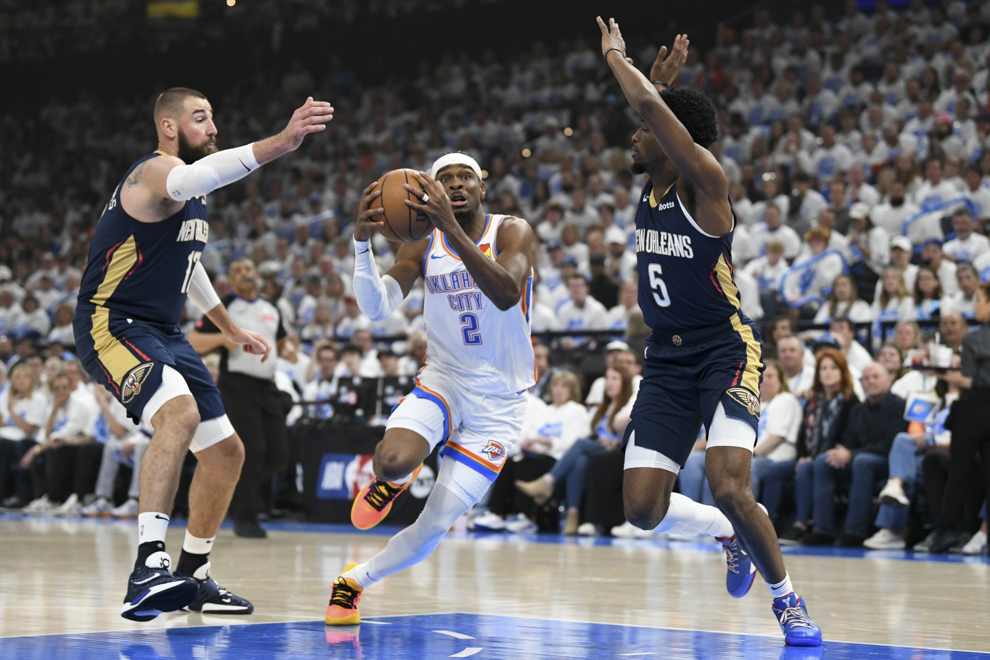 Shai Gilgeous-Alexander scores 28 points as top-seeded Thunder edge ...