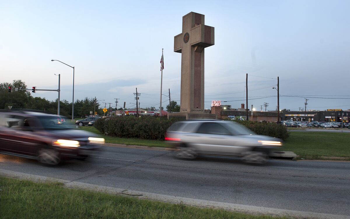 Supreme Court's Maryland Peace Cross Decision Is a Landmark - Bloomberg