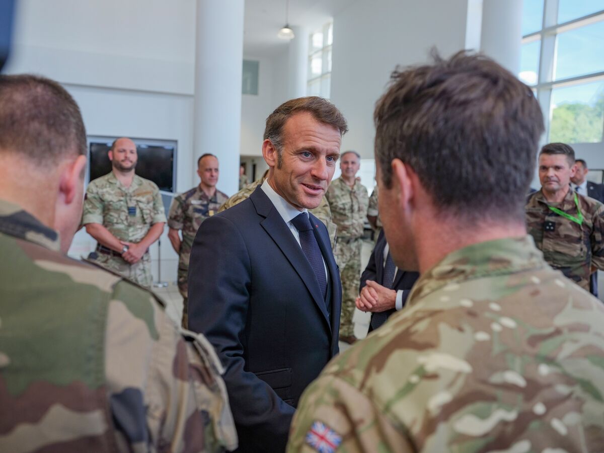 France Accelerates Defense Spending Boost Amid Russia Threat