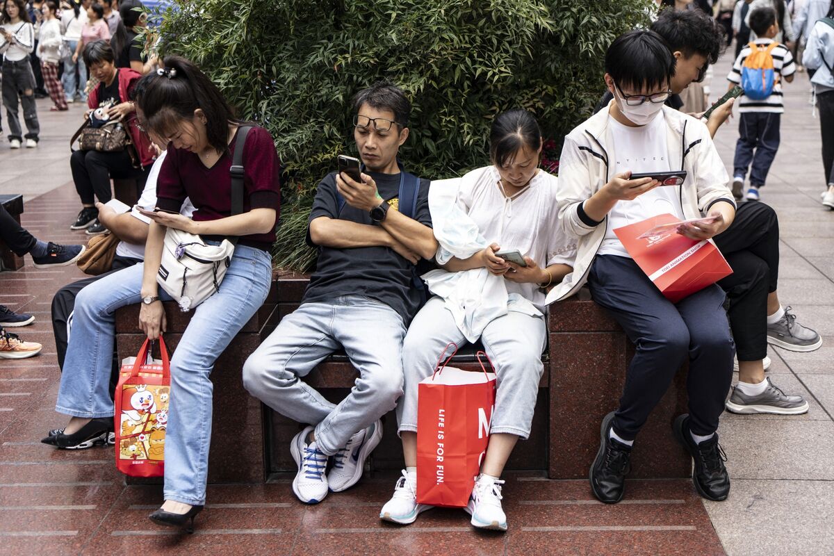 🟪"Cina: Maggio segna un balzo nel consumo interno nonostante le sfide dei dazi"