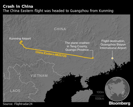 China Plane Crash Update: Pilots Didn’t Answer Calls as Jet Dove