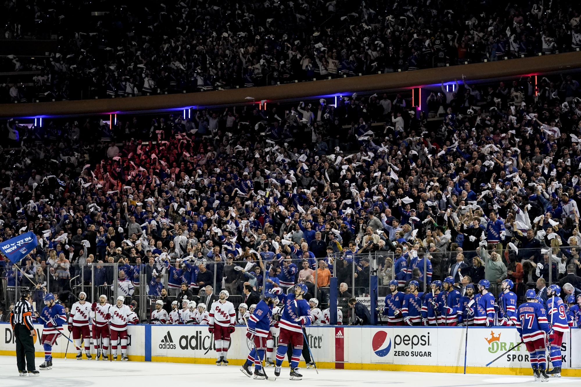 Rangers Power Past Hurricanes 4-1 In Game 4 To Even Series - Bloomberg