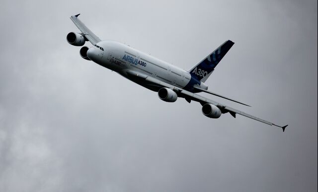 Airbus postpones deliveries of 12 A380 planes to Emirates Airline