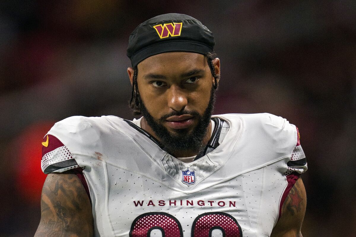 Commanders jump-start rebuild by trading Chase Young to the 49ers and Montez Sweat to the Bears