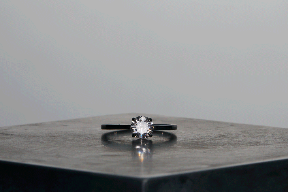 The Latest Fad in Jewelry Is Pieces That Transform Themselves