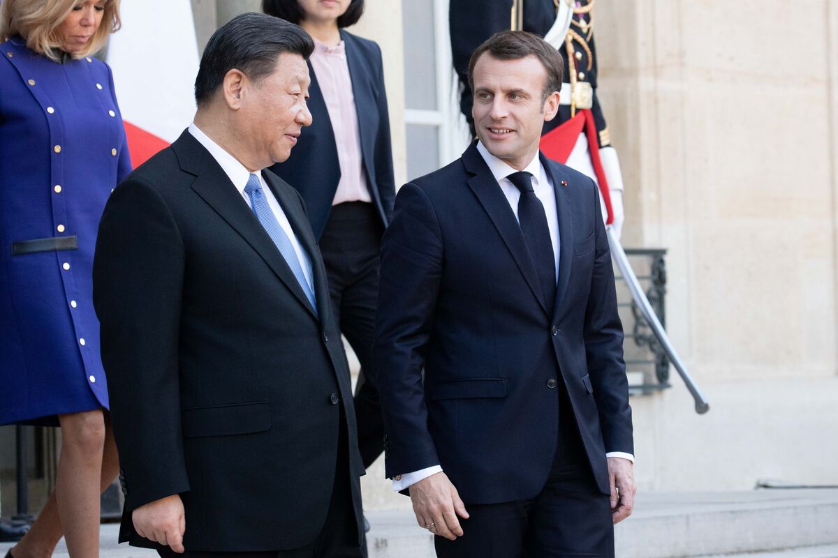 EU Calls for Coherent China Stance After Macron Sowed Doubts - Bloomberg