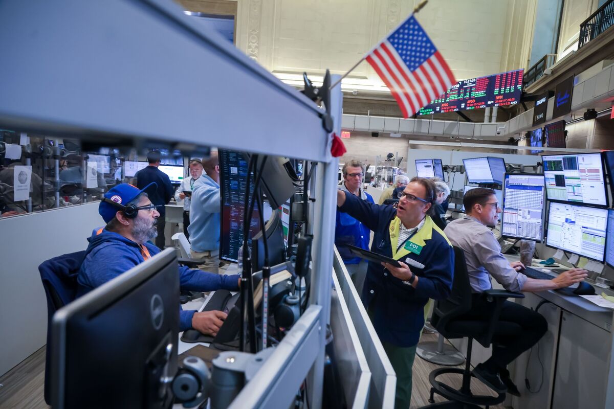 ⚫️ BLOOMBERG: "Il mercato azionario statunitense in crisi: gli investitori abbandonano le posizioni rialziste"