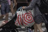 Shoppers In NYC As US Consumer Spending Holds Up
