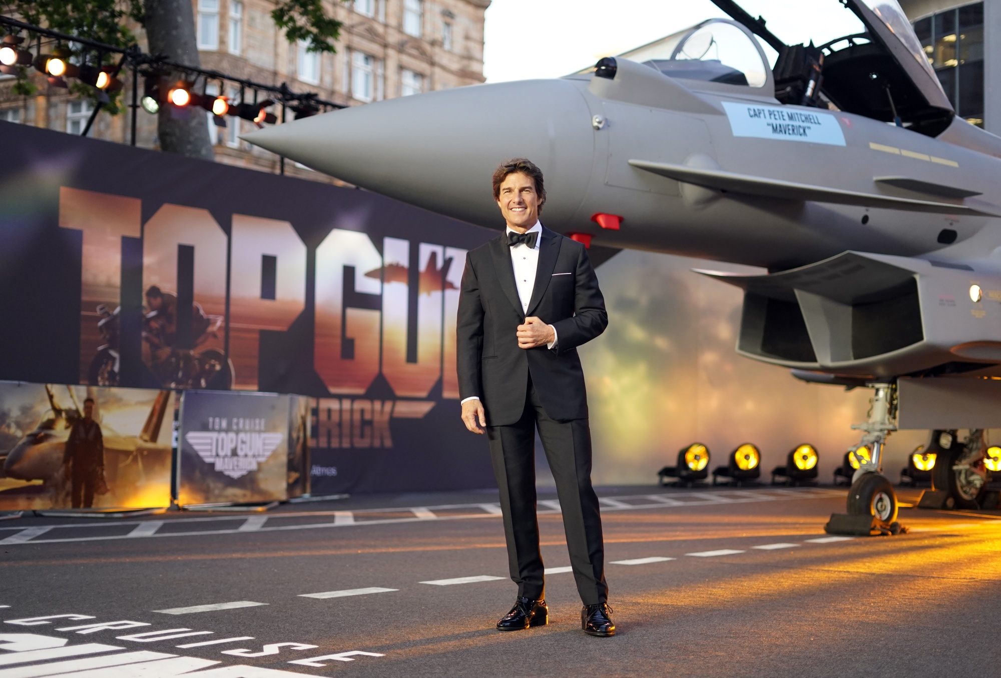 Top Gun Maverick Review: Tom Cruise Returns to the Danger Zone - Bloomberg