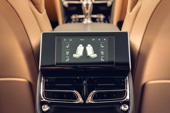 The 2020 Bentley Flying Spur Is $215,000 Worth of Little Details