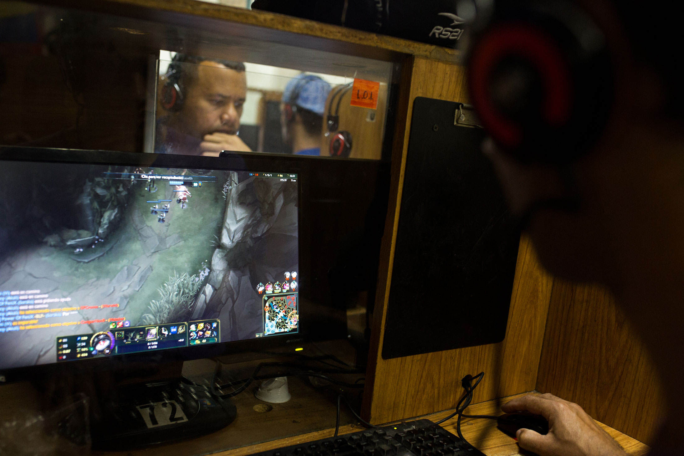 Gold farming gets Venezuelans targeted in old-school Runescape