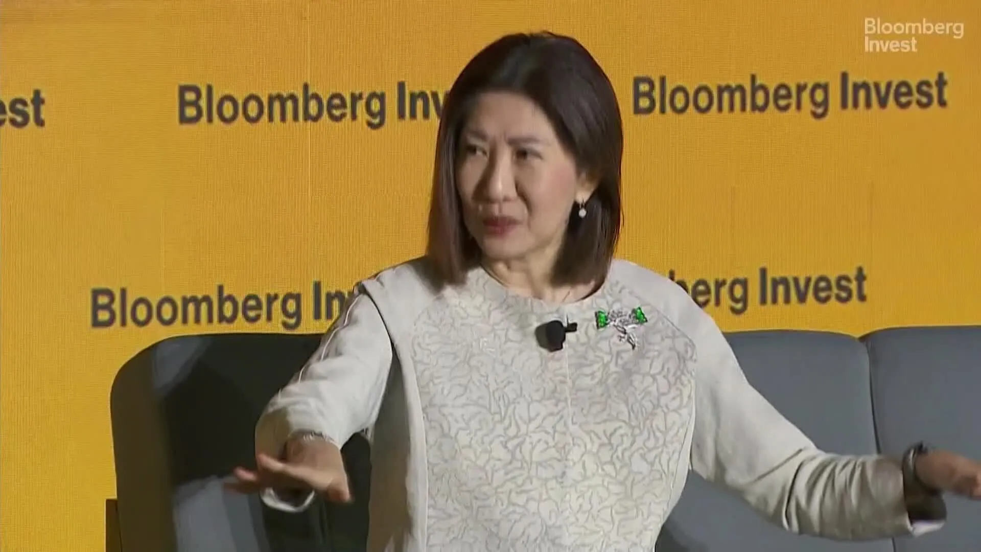 HKEx CEO Talks SpaceX IPO and China's Capital Crackdown