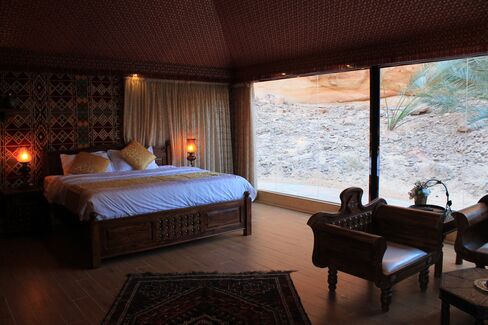 Master bedroom in the royal suite at Shaden.