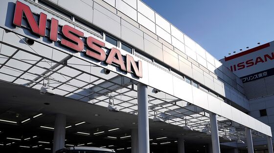 Nissan Shares Fall as Turnaround Spending Leads to Massive Loss