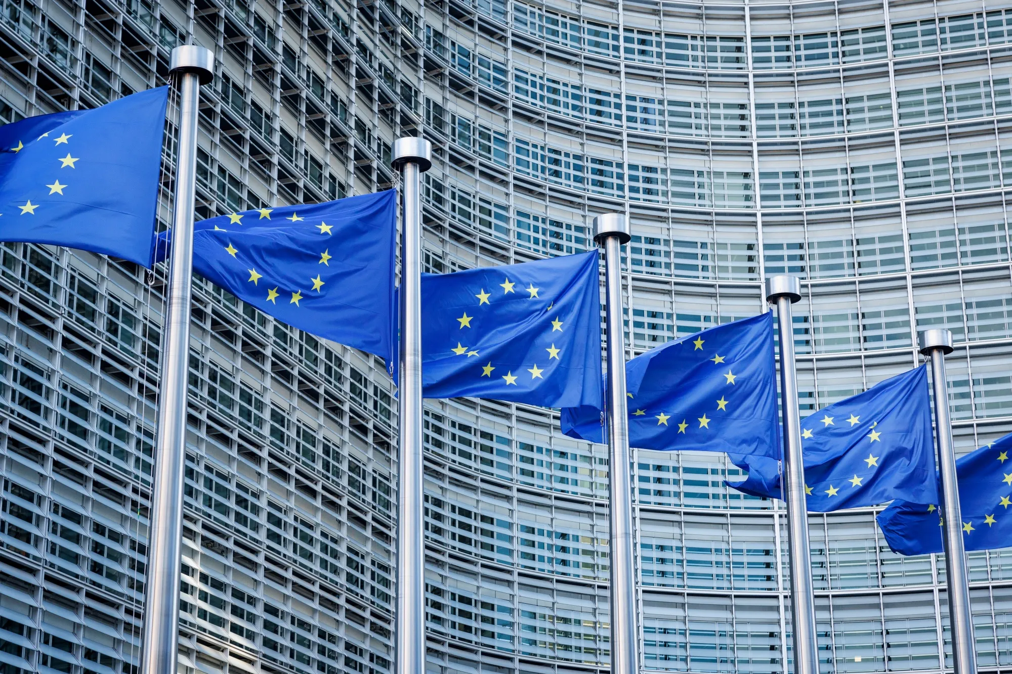 フランスのフォリシエ貿易担当相は、米国が鉄鋼などの戦略産業に対して過度な圧力をかける場合、EUには対抗手段があると述べた