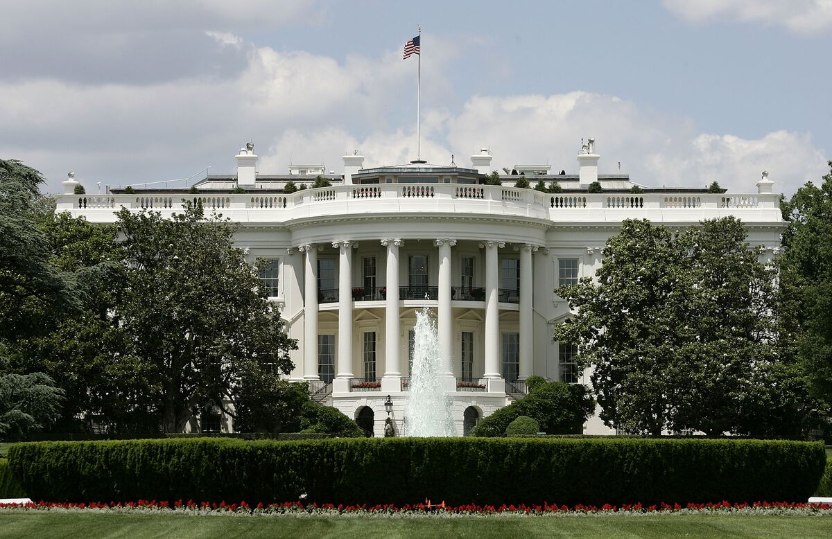 White House Warns Staff on Insider Trading Amid Iran War Bets