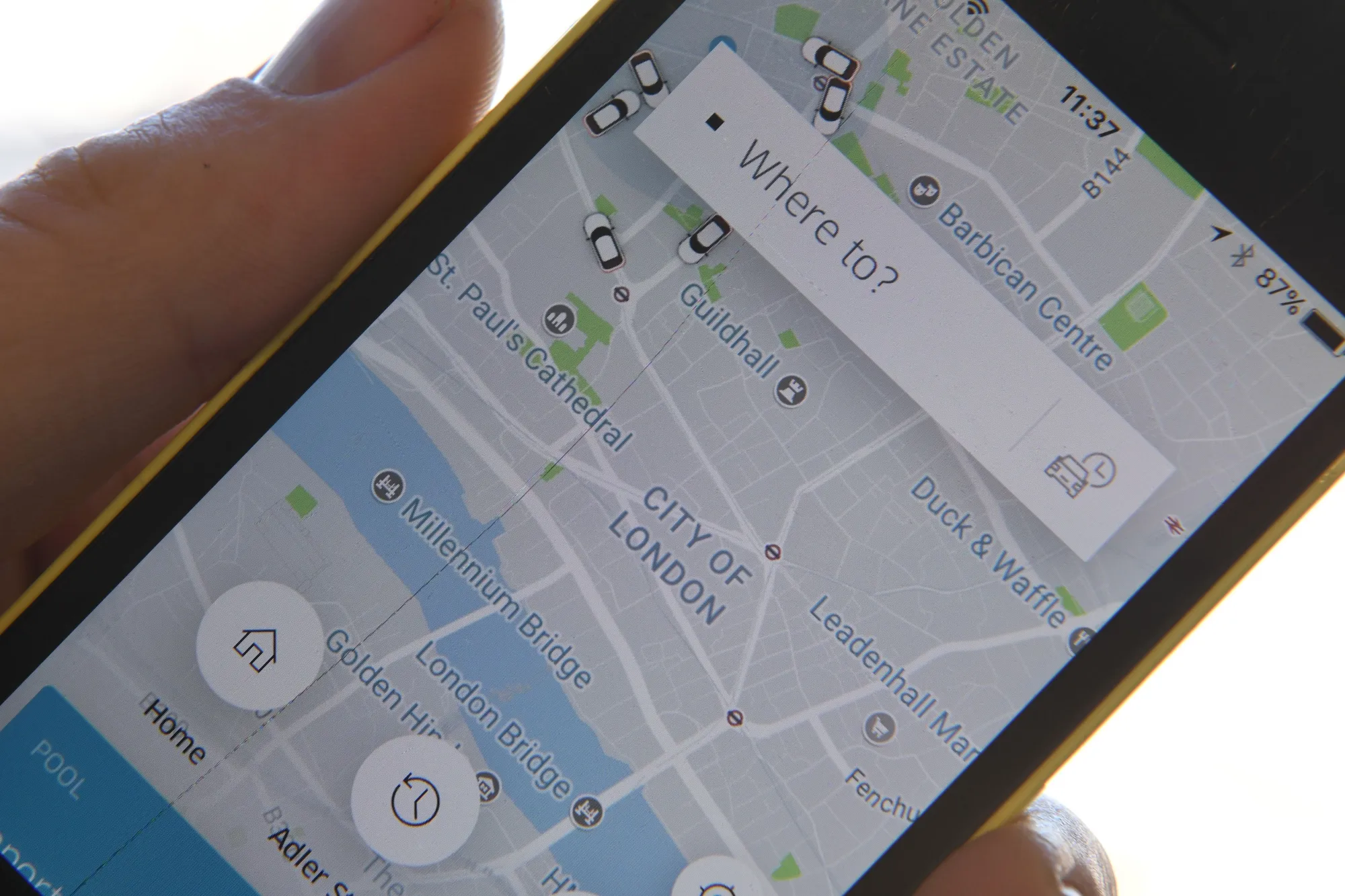 BRITAIN-US-TRANSPORT-TAXI-UBER