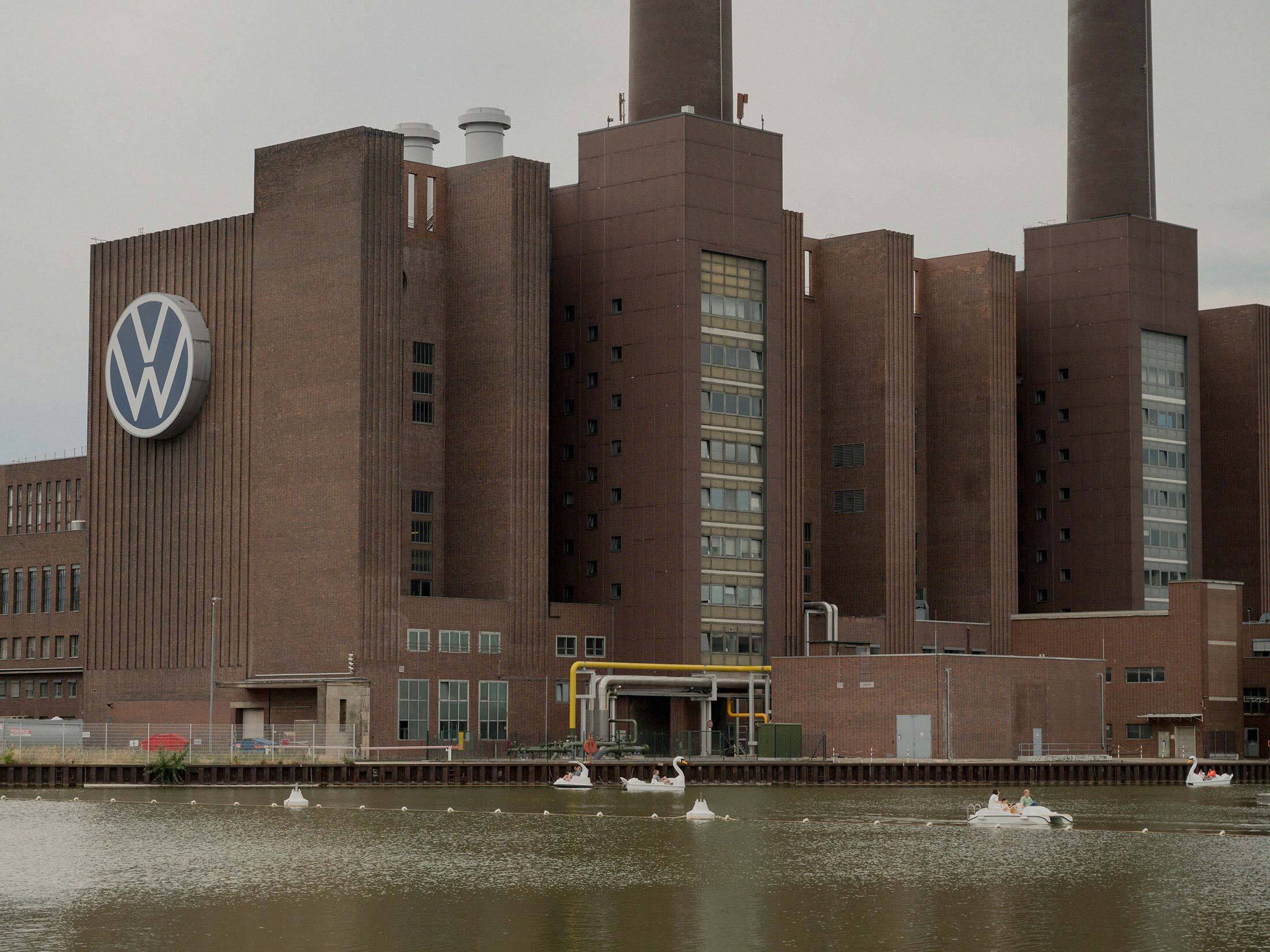 what-happens-to-vw-factory-town-wolfsburg-during-summer-shutdown