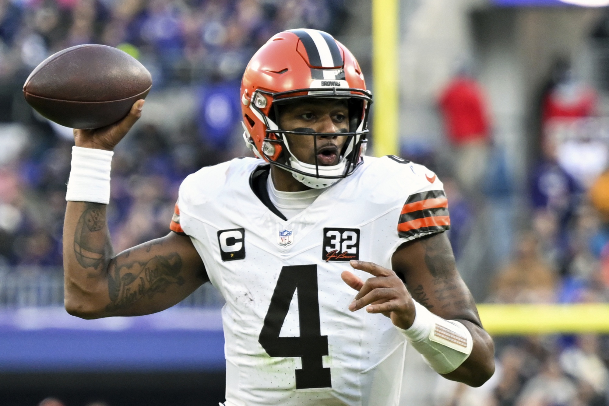 Browns QB Deshaun Watson throwing full speed after shoulder surgery