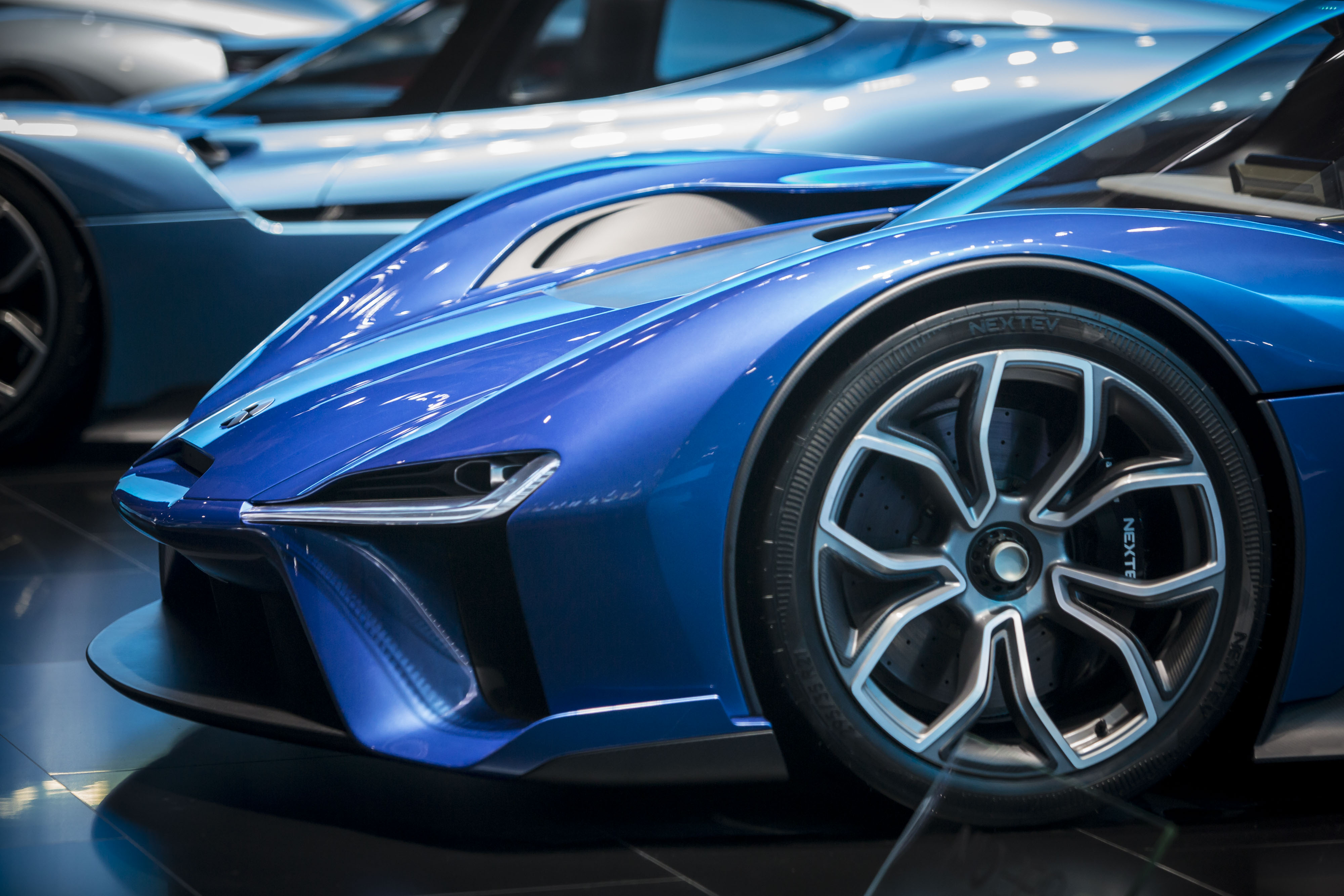 Chinas Tesla Wannabe Nio Eyes Luxury Cars Amid Sluggish