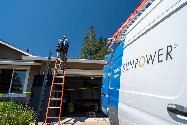 SunPower Stock Plummets as Guggenheim Analyst Says Stock Is Worthless