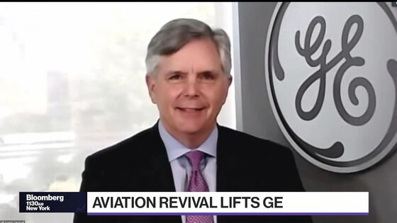 GE Lifts Cash Outlook as Aviation Rebound Boosts Turnaround