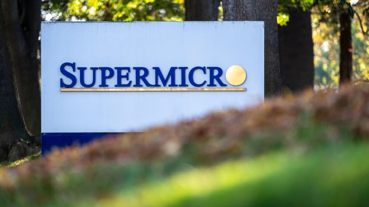 Tech: Super Micro co-founder Charles Liang has resigned from the company's board following federal charges related to a scheme involving false statements to investors. The charges allege misleading disclosures about financial performance. Liang's departure raises questions about leadership amid ongoing legal proceedings.
