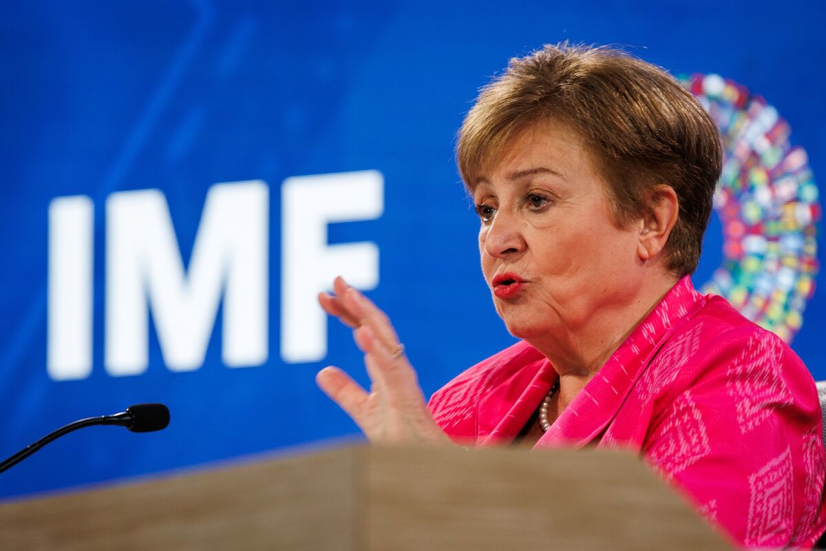 IMF Says Treasuries Losing Premium, Warns US on Debt Management