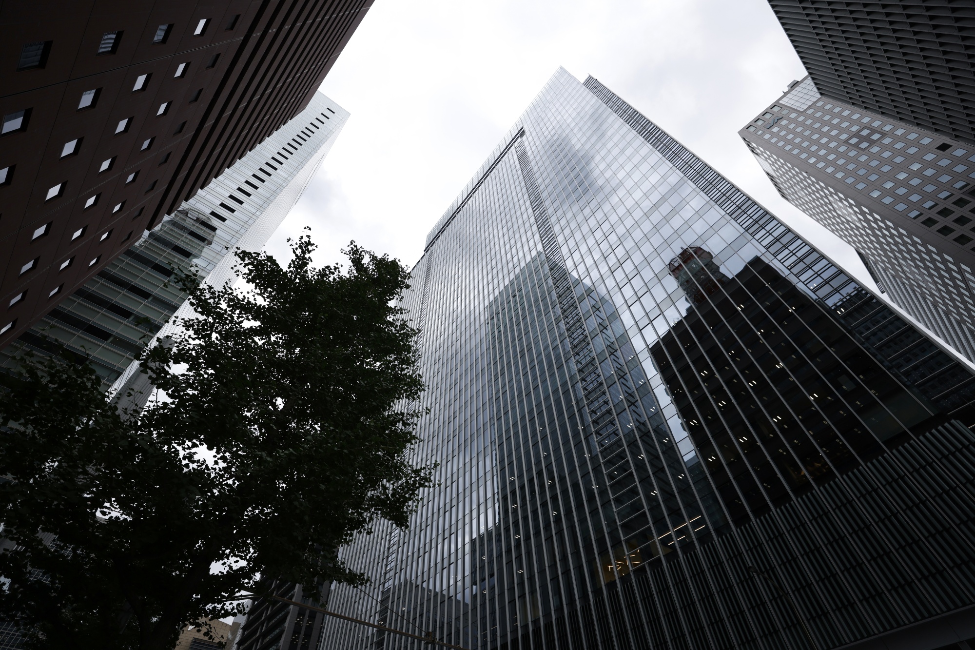 8411:Tokyo 株価 - みずほフィナンシャルグループ - Bloomberg