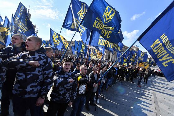 Protesters in Ukraine Seek Punishment for Graft in Military