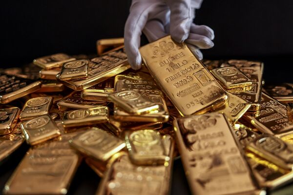 Gold Bullions in Thailand as Gold Set for Weekly Gain as US Inflation Cooler Than Forecast
