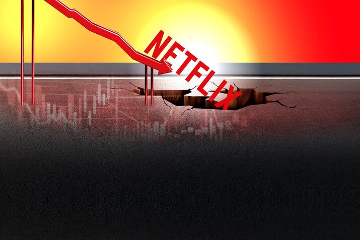COVER_NETFLIX_ON_SLIDE_DOWN_RED